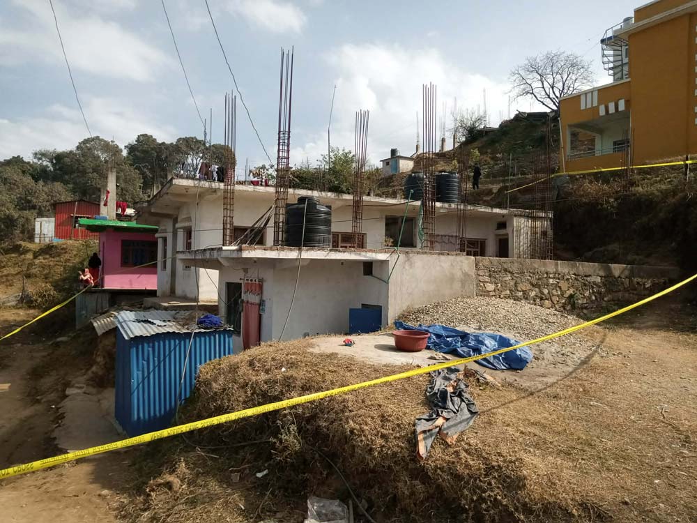 डडेलधुरामा प्रहरीका नाममा सुसाइड नोट लेख्दै एक महिलाले गरिन् आत्महत्या