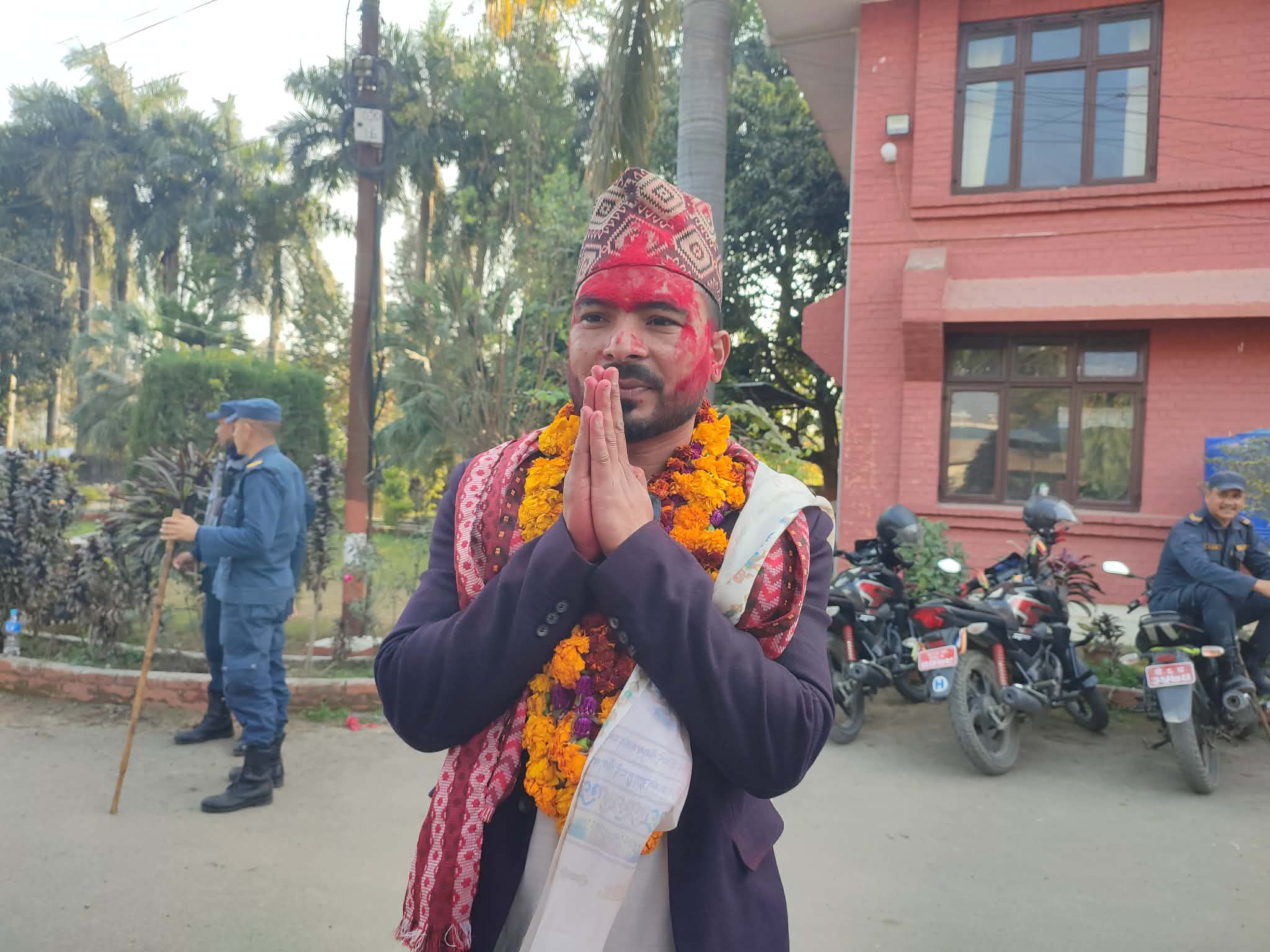 राजसंस्था पुनस्थापनाको मुद्दा उठाउँदै  कैलाली ५ मा राप्रपाका रोशन शाही उम्मेदवारी