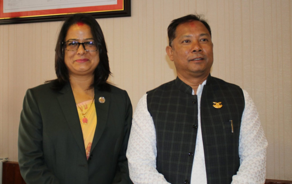 रेशम–रञ्जिता झगडाले छिन्नभिन्न नाउपा