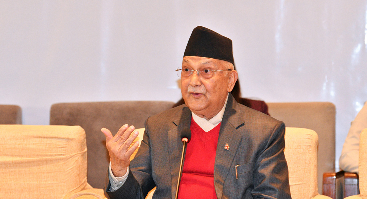 बहुमत ल्याए छ महिनाभित्र घरघरमा ग्याँस वितरण गर्छु : ओली