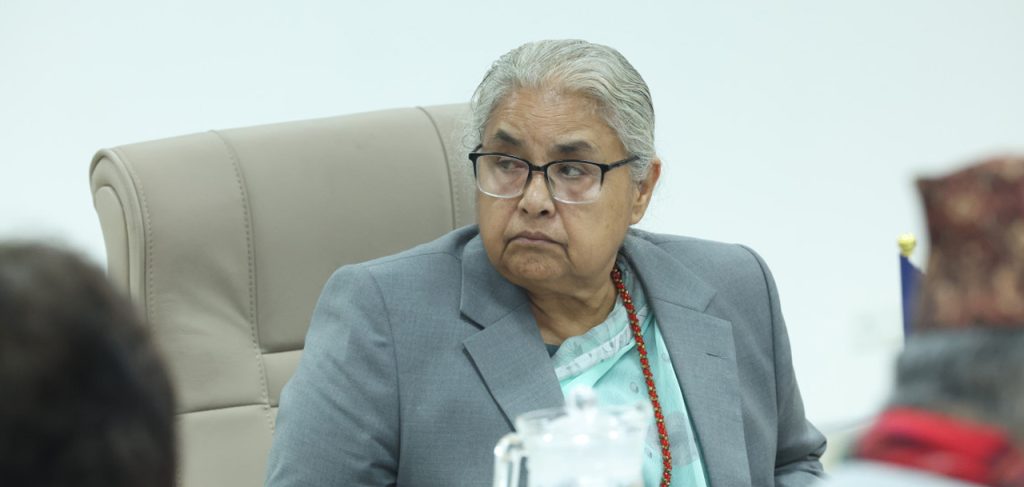 जसरी पनि स्वास्थ्य बीमासम्बन्धी समस्या समाधान गर्नेतिर लाग्छौं : प्रधानमन्त्री कार्की