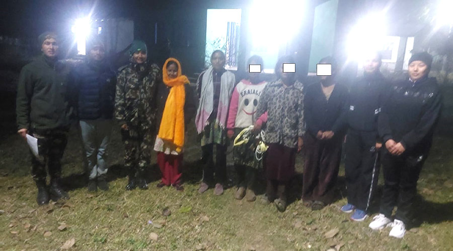 शुक्लाफाँटा निकुञ्जमा हराएका ३ किशोरीको उद्धार