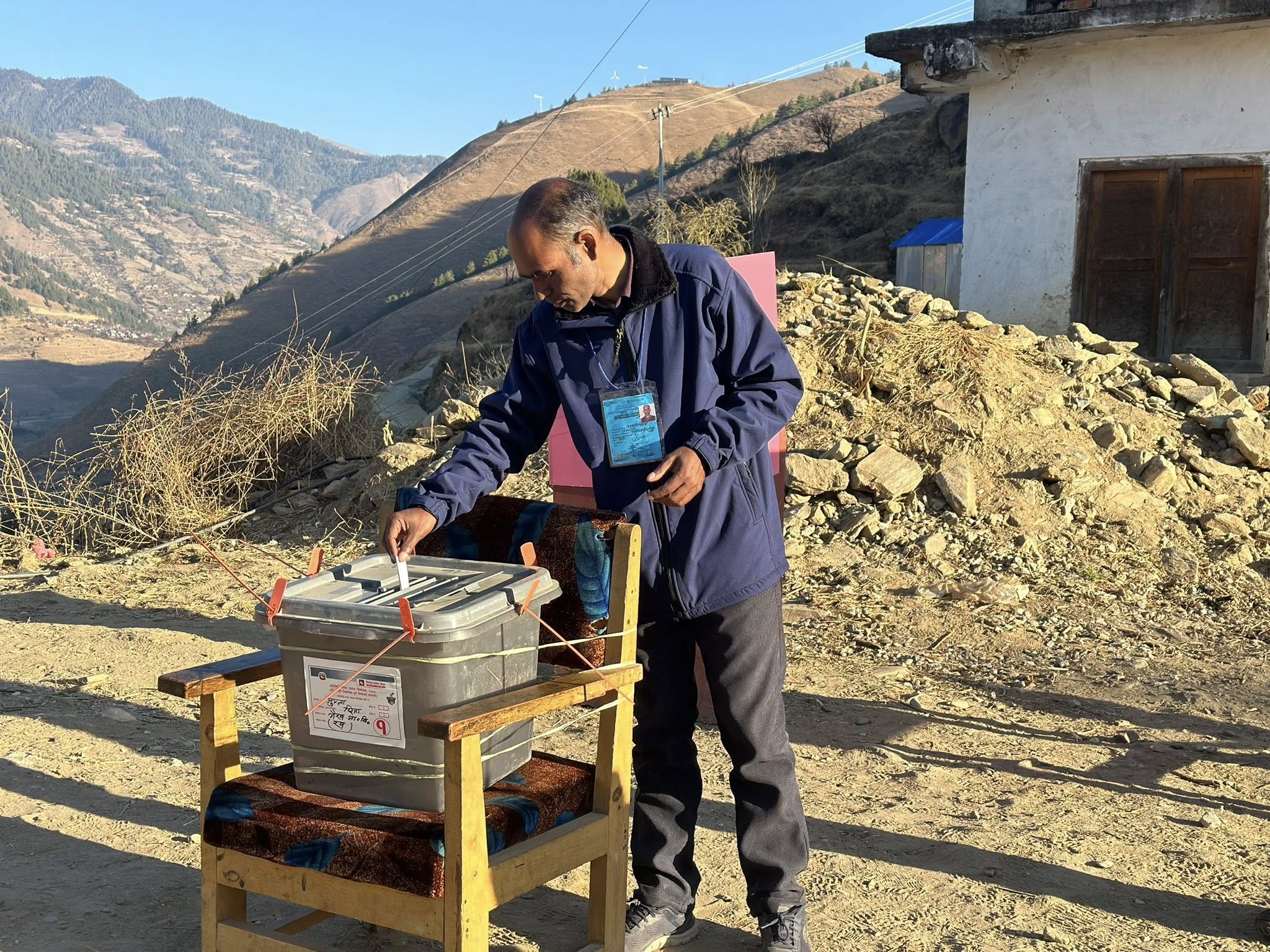 प्रलोपाका धितालले गरे मतदान