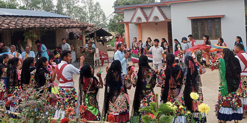 राना थारू समुदायले आज खखडेहरा पर्व मनाउँदै