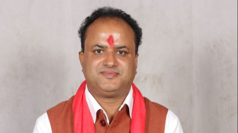 कञ्चनपुर-२ मा रास्वपाका दीपक बोहरा झण्डै तेब्बर मतले अगाडि