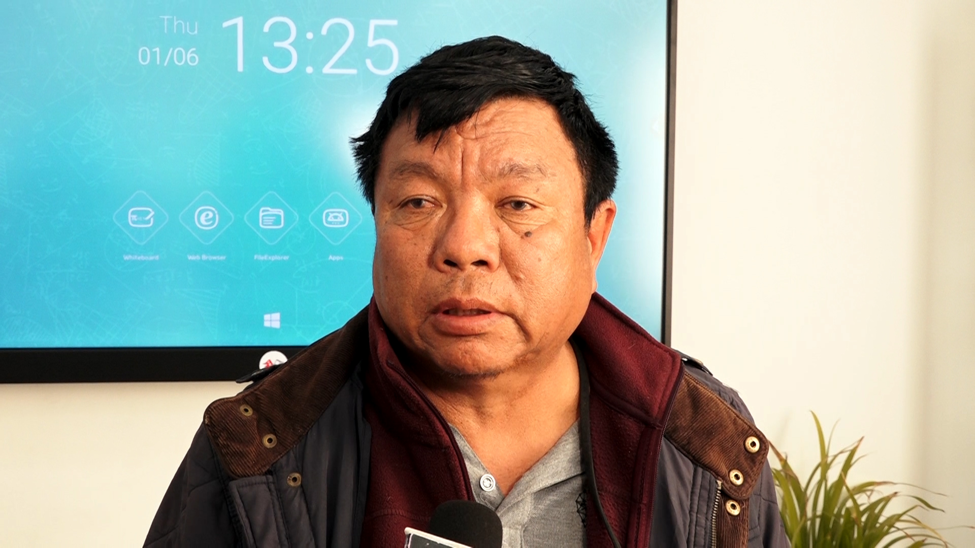 म्याग्दीमा महावीर पुन झन्डै २ हजार मतले अघि