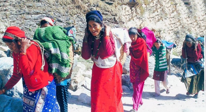 बैतडी सहित सुदूरपश्चिममा चैत लागेसँगै ‘भिटौलो सुरु’