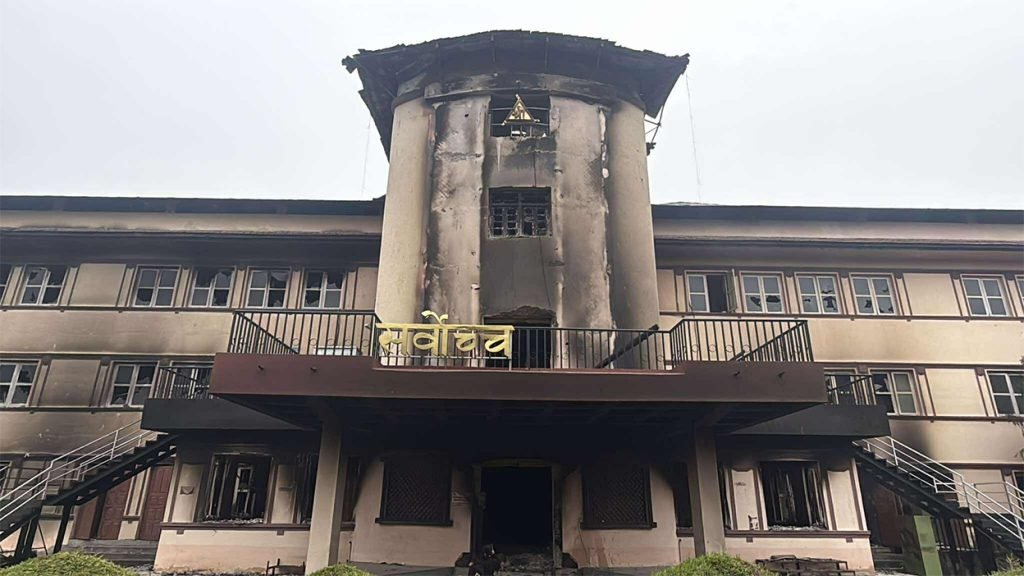 बिदाको दिनमा पनि सर्वोच्च अदालत खुल्ने