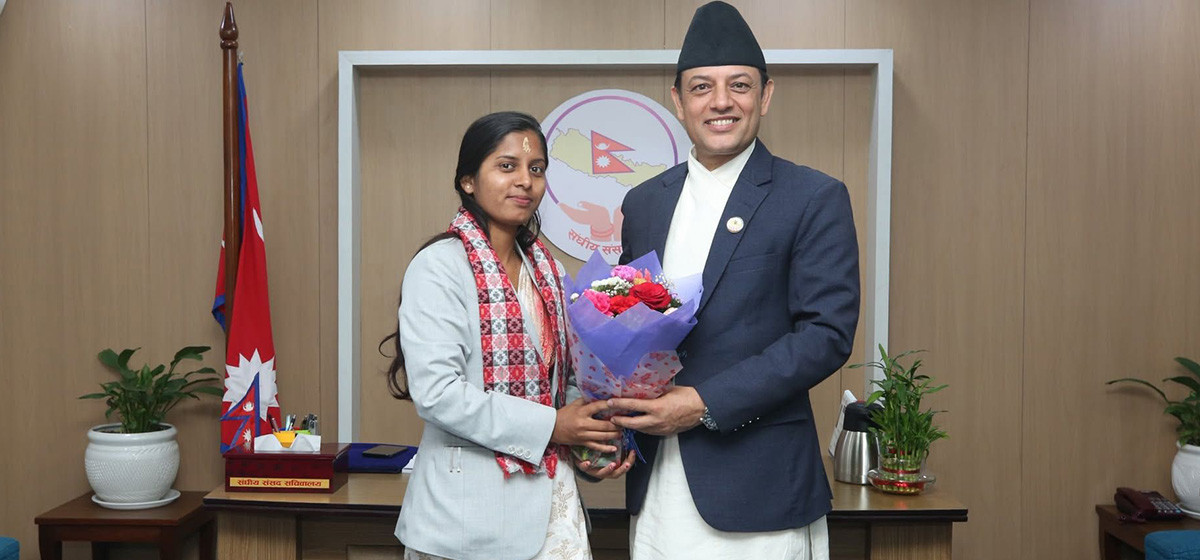 सभामुख अर्यालसँग उपसभामुख ठाकुरको पहिलो शिष्टाचार भेट
