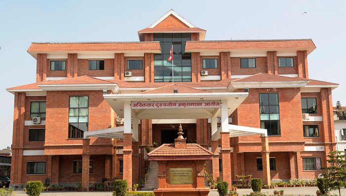 ४० हजार घुससहित सशस्त्र प्रहरी निरीक्षक पक्राउ