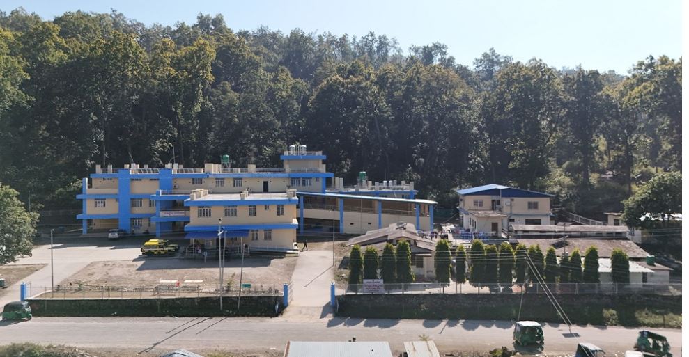 जोगबुडामा झाडापखालाका कारण एक बालकको मृत्यु