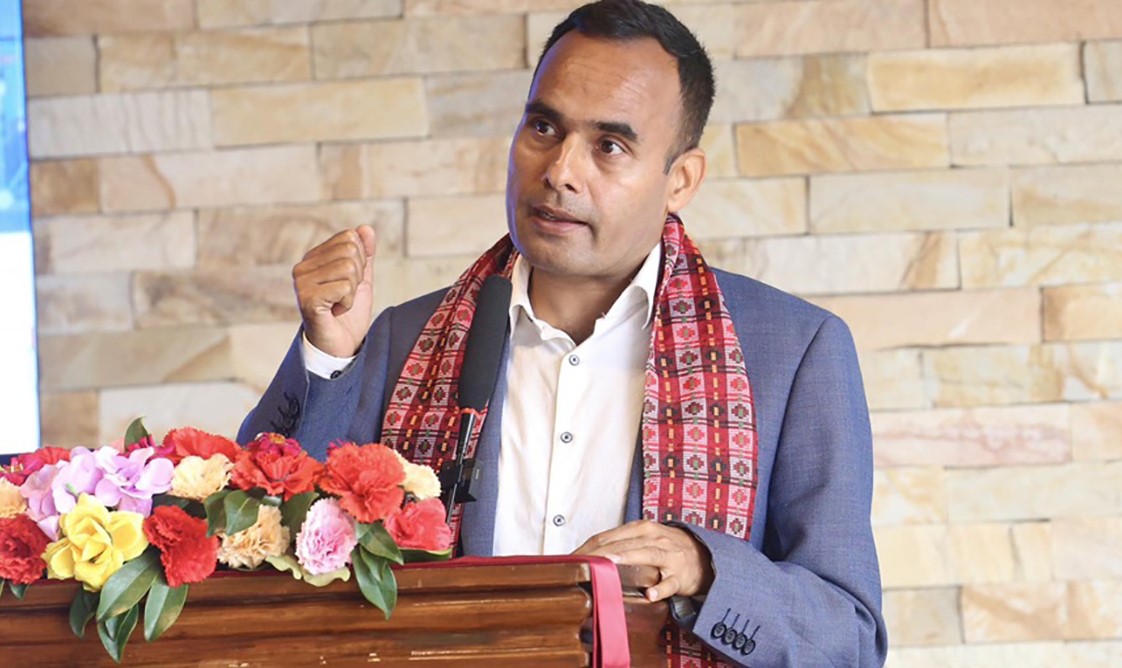सिंहदरबारभित्र गुणस्तरीय इन्टरनेट सेवा सुनिश्चित गर्न सञ्चारमन्त्रीको निर्देशन