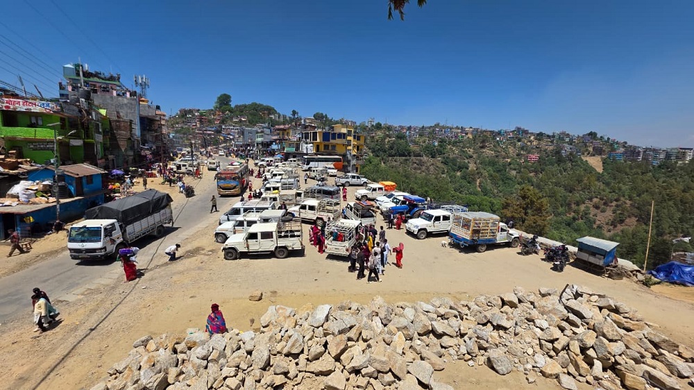 डडेल्धुरा सदरमुकाम सडक बजेट अभावमा अलपत्र