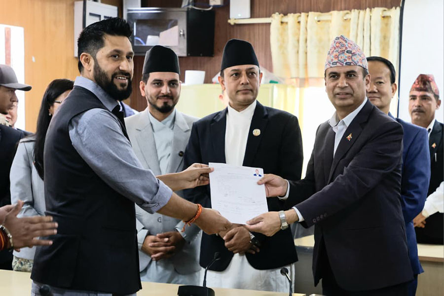 सभामुखमा डीपी अर्याल निर्विराेध हुने, एमालेले दिएन उम्मेदवारी