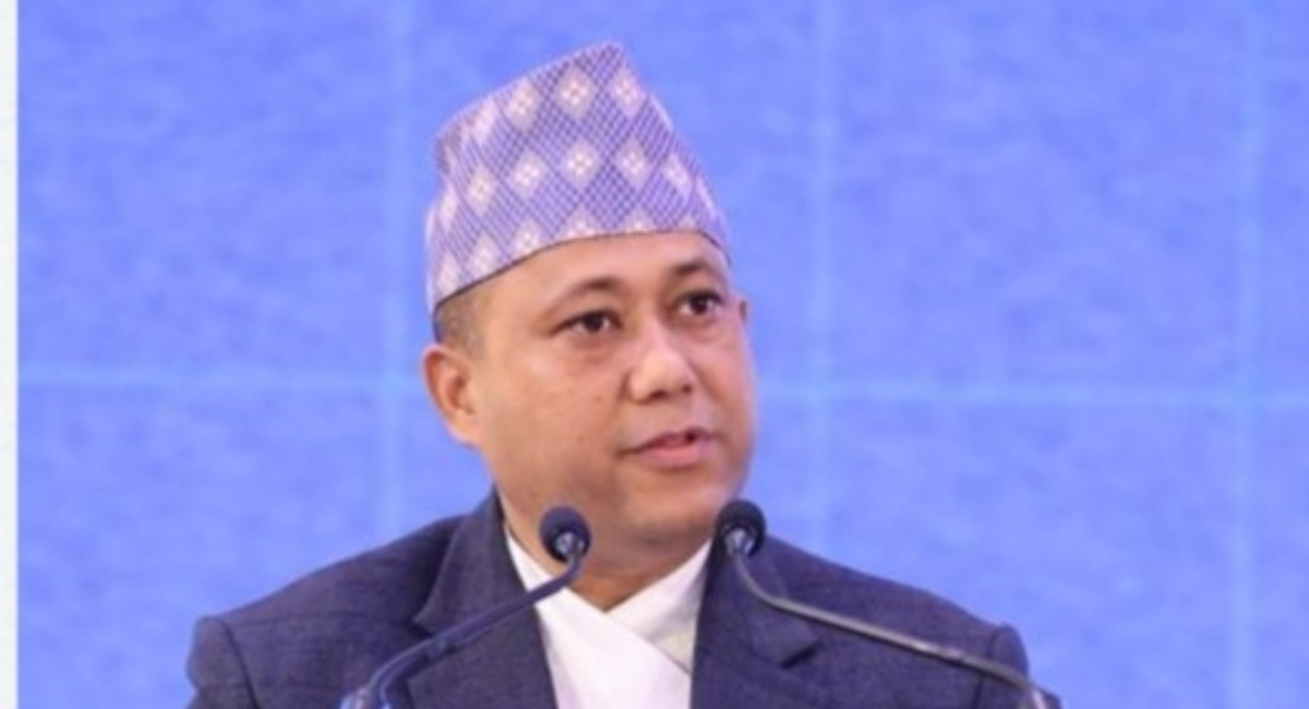 परराष्ट्रमन्त्री शिशिर खनालसँग मौरिसस र सिंगापुरका मन्त्रीहरूको भेट