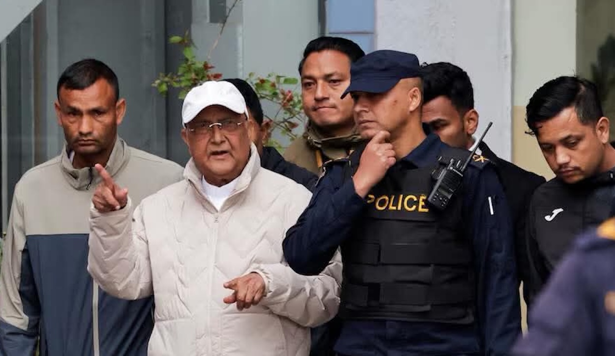 पूर्वप्रधानमन्त्री ओली हाजिरी जमानीमा रिहा