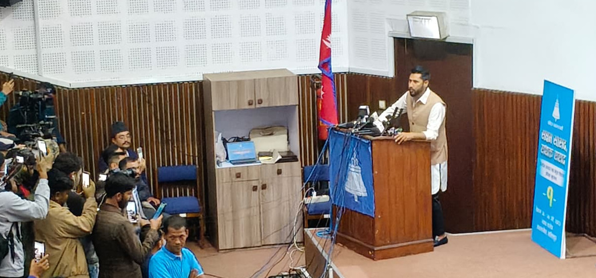 प्रधानन्यायाधीश नियुक्ति विवादमा रवि- मेरो गर्धन त्यहीँ छ, चलाइदिनुस् ह’तियार