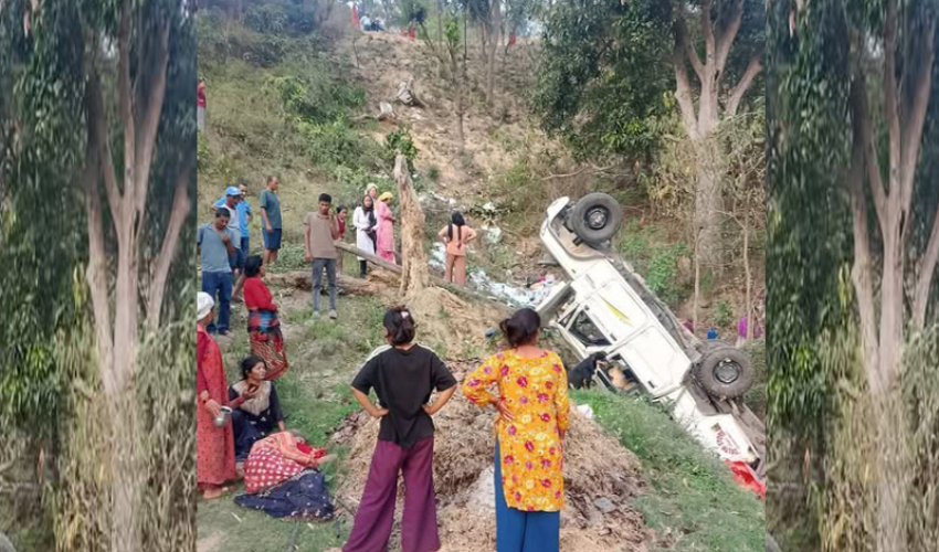 अछामको साँफेबगरमा बोलेरो जिप दुर्घटना, चालकसहित पाँच जना घाइते