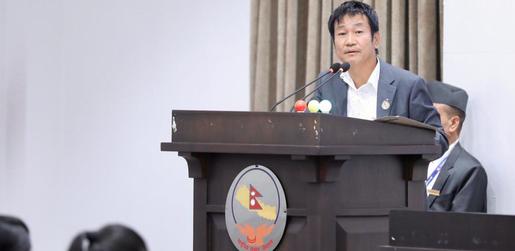 बालेनमाथि हर्कको प्रश्नैप्रश्न– यो सरकारको प्रधानमन्त्री छ कि छैन ?