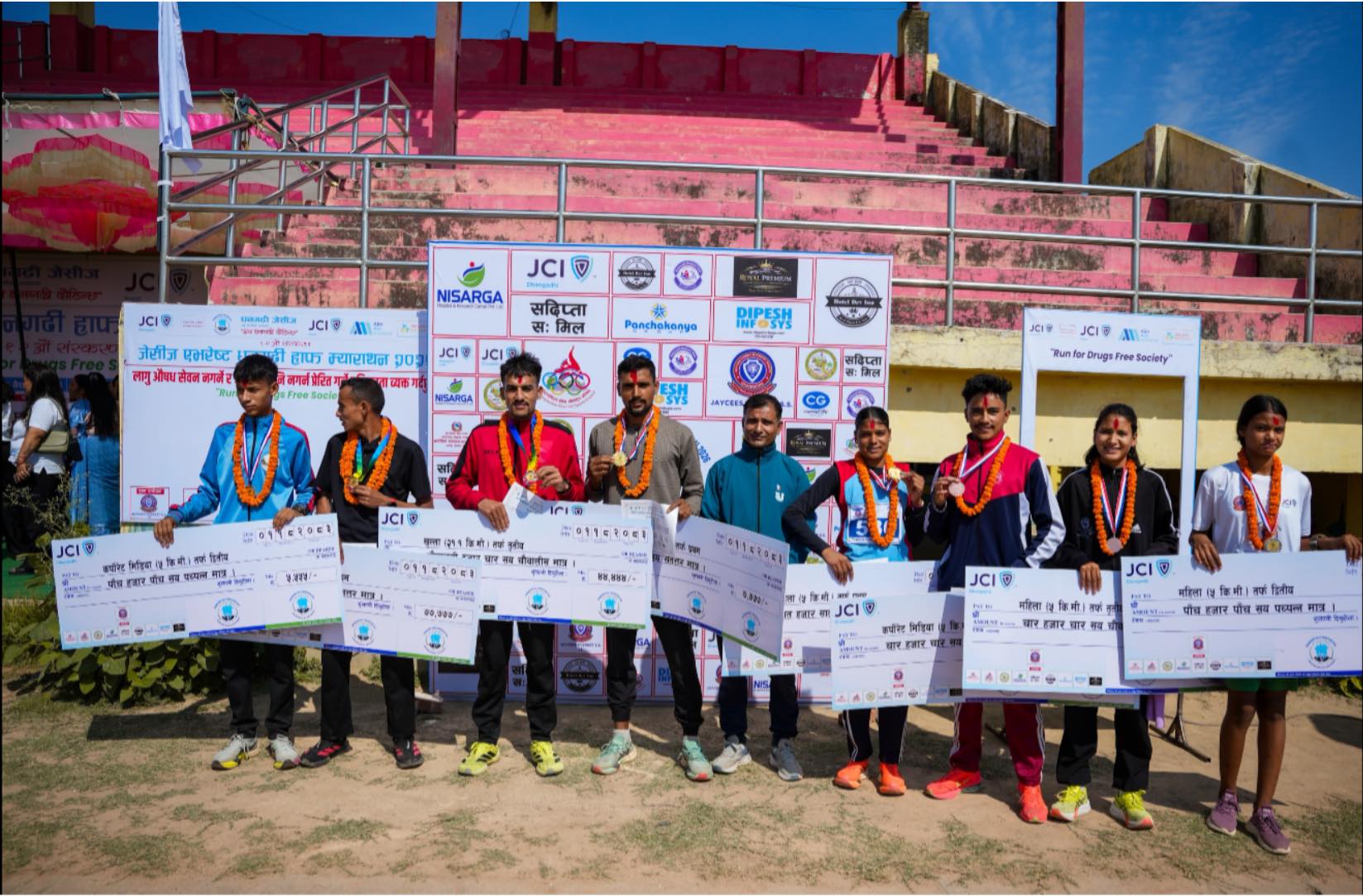 धनगढी हाफ म्याराथन : आर्मीका रावतलाई उपाधि