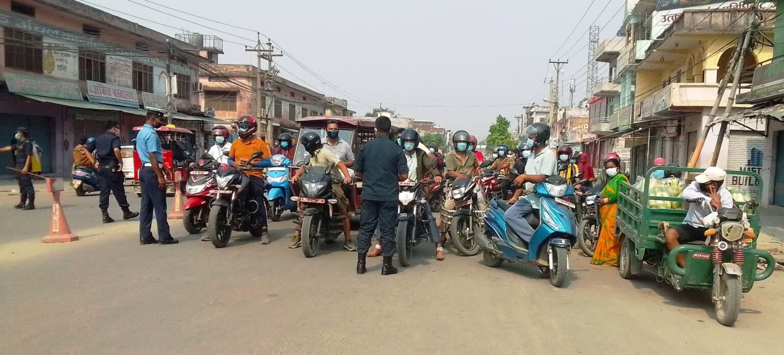 सुदूरपश्चिम प्रदेशमा दैनिक औसत सय सवारी साधन कारबाहीमा