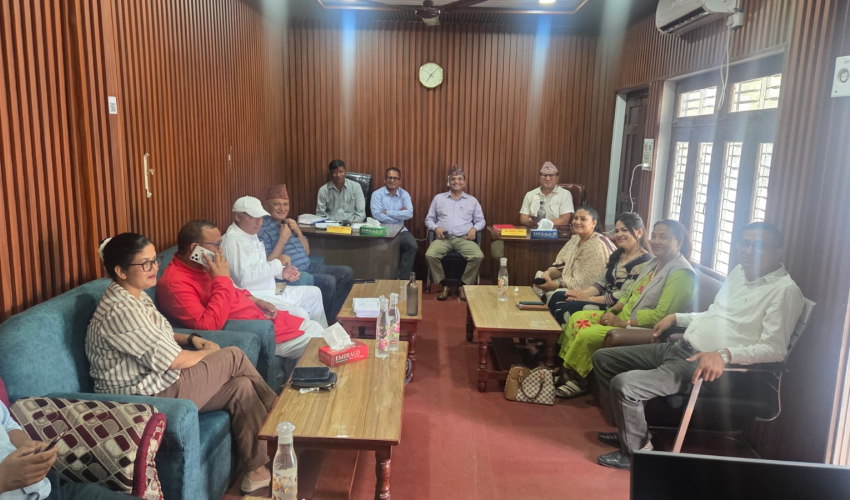सुदूरपश्चिममा नेकपाले मुख्यमन्त्री शाहको राजीनामा माग्ने