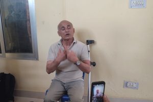 डा. गोबिन्द केसीलाई धर्मशाला छाड्न आग्रह